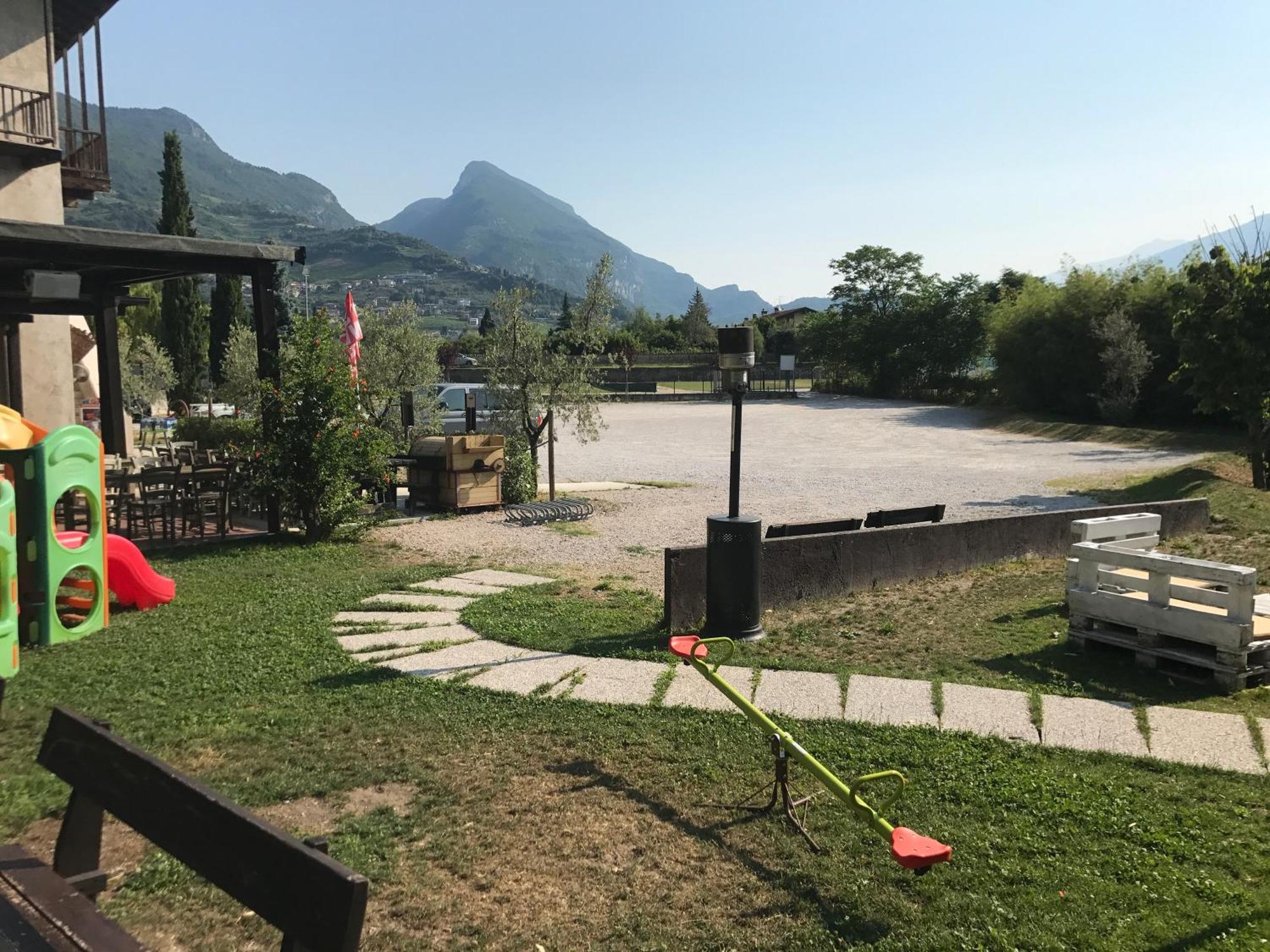 Bike Rooms La Fattoria Riva del Garda Exteriör bild